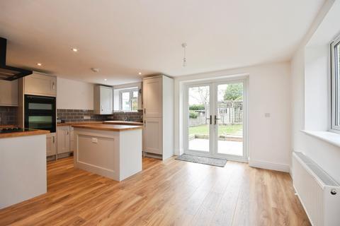 4 bedroom cottage for sale, Church Street, Colne Engaine, Colchester