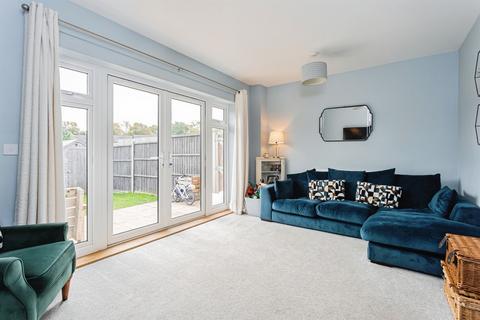 4 bedroom end of terrace house for sale, Edwin Street, Burgess Hill