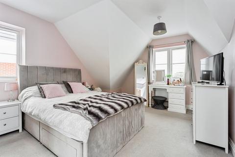 4 bedroom end of terrace house for sale, Edwin Street, Burgess Hill