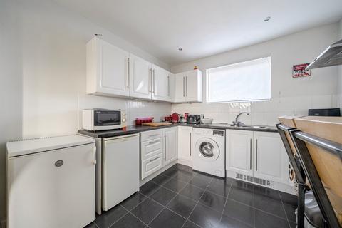 undefined, Ray Park Avenue, Maidenhead