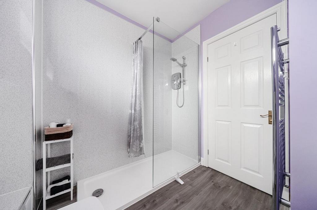 Shower.jpg