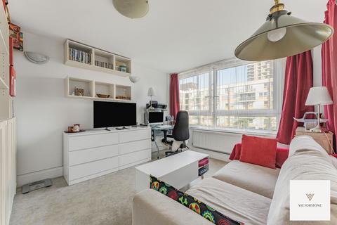 undefined, St. Aubins Court, De Beauvoir Estate, London, N1