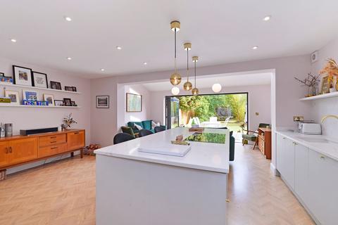 undefined, Rowly Drive, Cranleigh, GU6