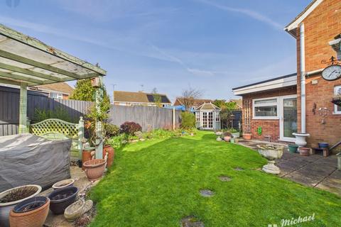3 bedroom semi-detached house for sale, Wymering Road, Aylesbury