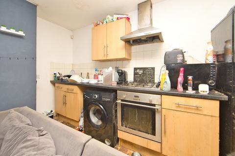 1 bedroom flat for sale, Foord Road South, Folkestone, Kent, CT20