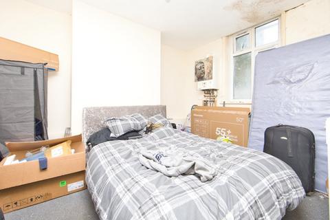 1 bedroom flat for sale, Foord Road South, Folkestone, Kent, CT20