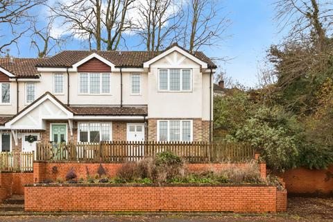 2 bedroom end of terrace house for sale, Squirrel Ridge, Crawley Down, Crawley