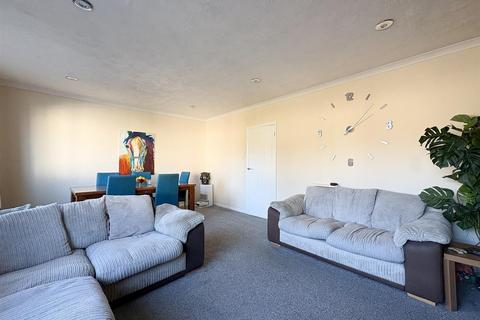 3 bedroom maisonette for sale, Keymer Road, Burgess Hill