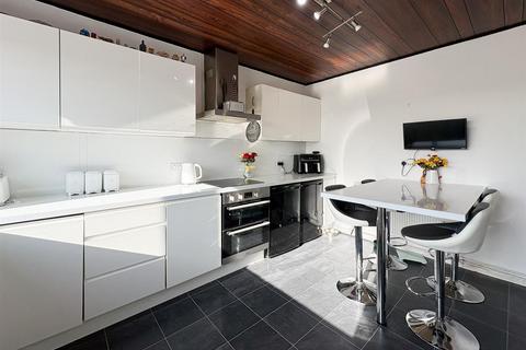 3 bedroom maisonette for sale, Keymer Road, Burgess Hill