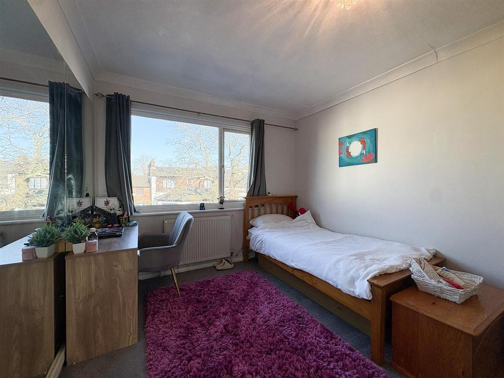 Bedroom2.jpg
