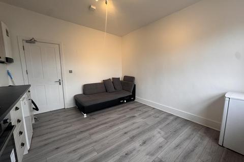 1 bedroom flat to rent, Rookwood Road, Stoke Newington, N16