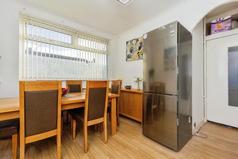 undefined, Harrogate Road, Reddish