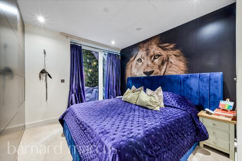 2 bedroom apartment to rent, Radnor Terrace, London
