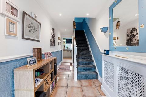 3 bedroom terraced house for sale, Chichester Close, Nottingham, NG5 9AX