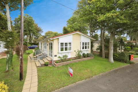 2 bedroom park home for sale - Deanland Wood Park, Golden Cross, Hailsham