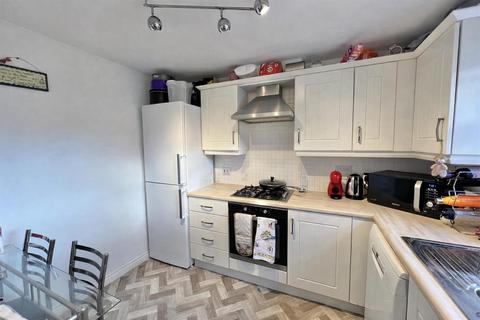 4 bedroom townhouse for sale, Merrybent Drive, Merrybent, Darlington