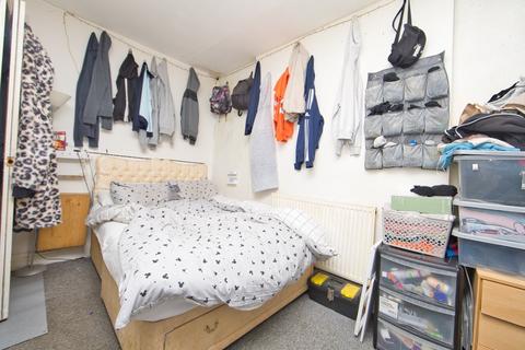 1 bedroom flat for sale, Foord Road South, Folkestone, Kent, CT20