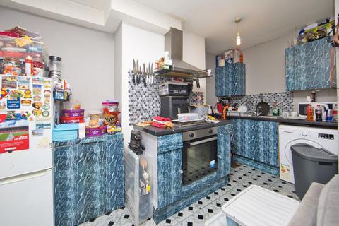 1 bedroom flat for sale, Foord Road South, Folkestone, Kent, CT20