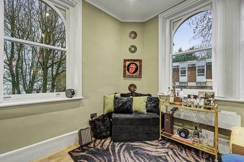 1 bedroom apartment to rent, Hampstead High Street, Hampstead, London, NW3