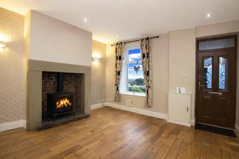 3 bedroom terraced house to rent, Pleasant View, Hoddlesden