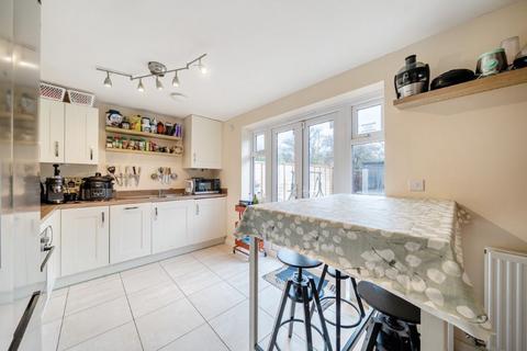 3 bedroom detached house for sale, Chedworth Close, Stratford-Upon-Avon