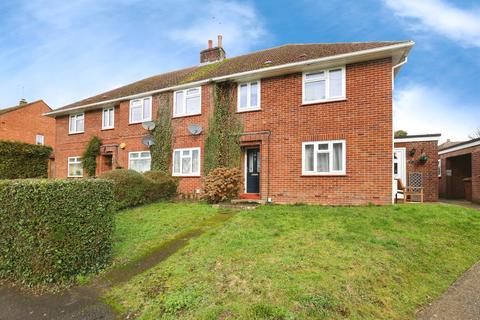 Willow Grove, Andover