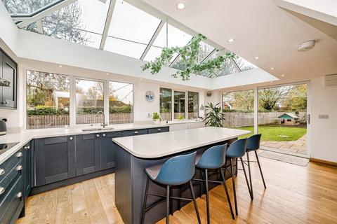 undefined, Clifden Road, Worminghall, Aylesbury
