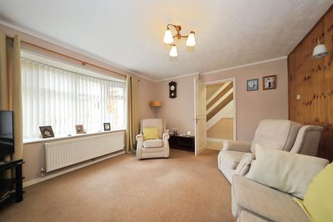3 bedroom semi-detached house for sale, Wordsworth Crescent, Kidderminster