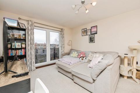 2 bedroom flat for sale, Alexandra Park, BRISTOL, Avon, BS16