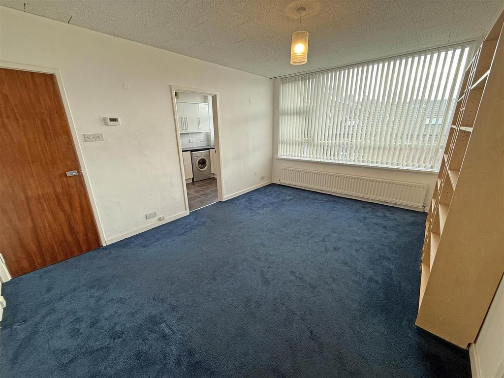 Living room a2.jpg