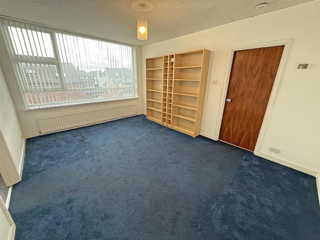 Living room a1.jpg