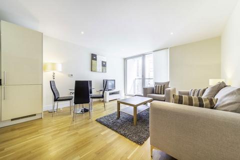 1 bedroom flat to rent, Millharbour, London E14