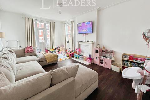 3 bedroom flat to rent, 1, Thoroughgood Road, CO15