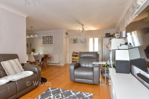 4 bedroom semi-detached house for sale, Rugby Close, Chatham ME5