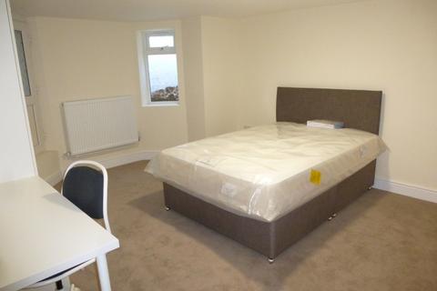 1 bedroom detached house to rent, London Road, Reading, Berkshire