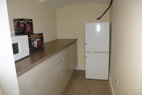 1 bedroom detached house to rent, London Road, Reading, Berkshire