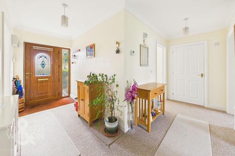 3 bedroom detached bungalow for sale, Barley Close, Cantley, Norwich