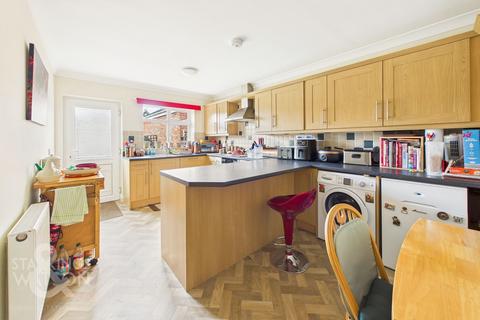 3 bedroom detached bungalow for sale, Barley Close, Cantley, Norwich