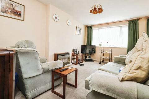 3 bedroom semi-detached house for sale, Birch Road, Oldbury