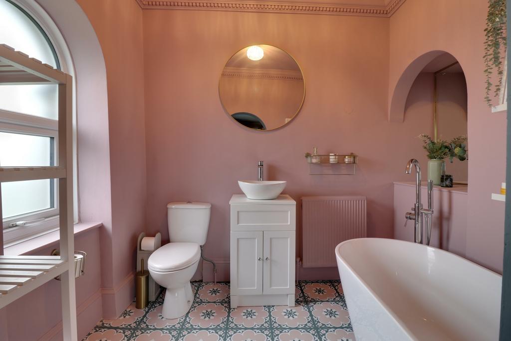 Ensuite