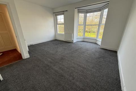3 bedroom terraced house for sale, Park Crescent, Llanelli