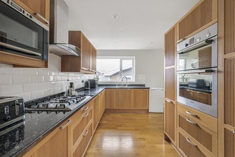 4 bedroom bungalow for sale, Chiltington Way, Saltdean, East Sussex, BN2