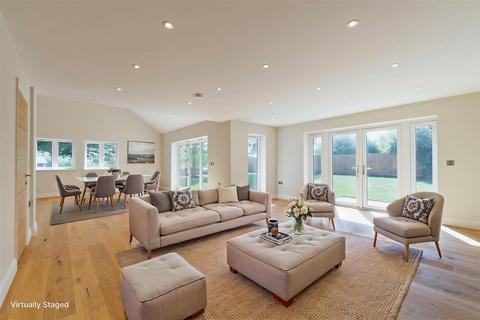 4 bedroom detached house for sale, High Street, Waltham On The Wolds, Melton Mowbray
