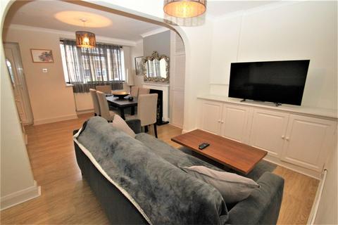 undefined, Hilliards Road, Uxbridge, UB8