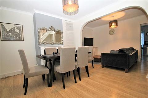 undefined, Hilliards Road, Uxbridge, UB8
