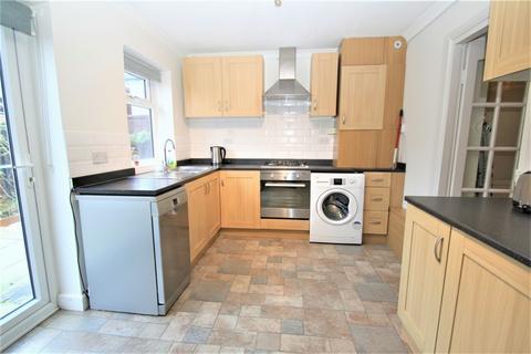 undefined, Hilliards Road, Uxbridge, UB8