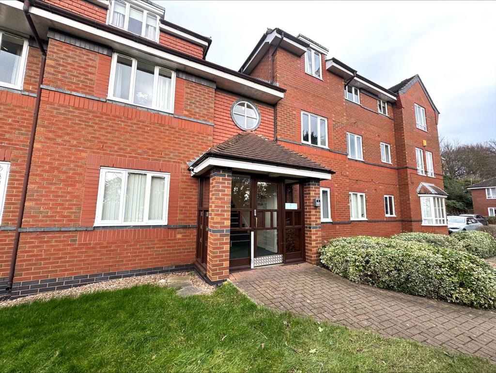 2 Bed First Floor Apartment