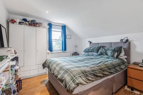2 bedroom flat for sale, Christchurch Avenue, Brondesbury, London, NW6