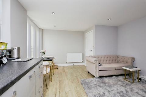 1 bedroom ground floor flat for sale, St. Leonards Road, Eastbourne