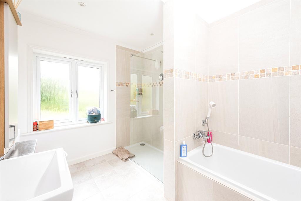 Bedroom Two En Suite
